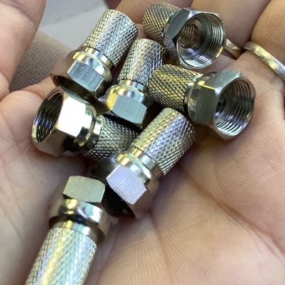 Jack BNC F6 lõi tốt kẹp bằng đồng cực kỳ chắc chắn